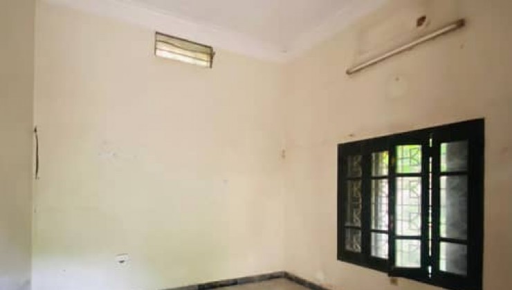 Bán Nhà Tây Hồ - Biệt Thự 3 Tầng Lô Góc 235m² Tại Xuân La Giá 75 Tỷ